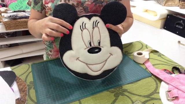 COMO FAZER UMA MOCHILA DA MINIE