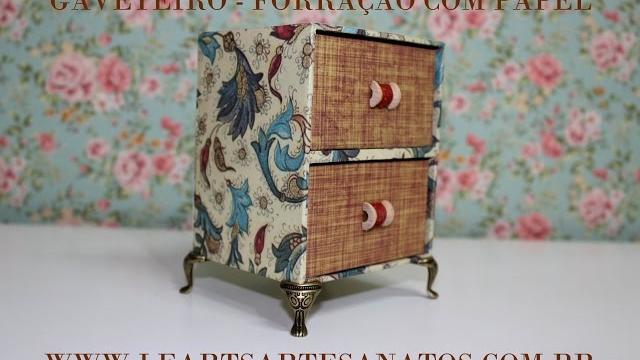 GAVETEIRO — FORRAÇÃO COM PAPEL