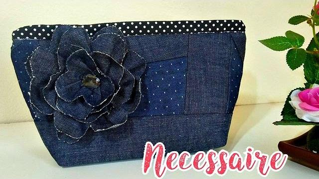 NECESSAIRE COM RETALHOS