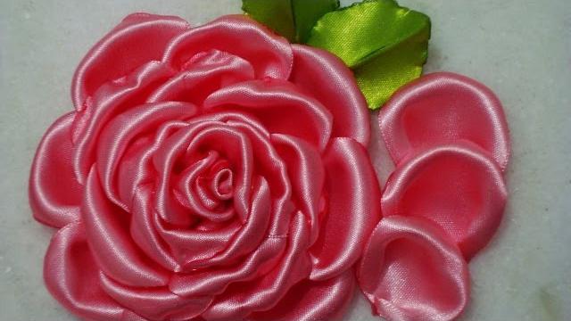 Flor de tecido – PÉTALA da ROSA Linda