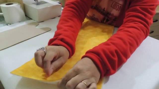 Porta papel higiênico de corujinha em tecido