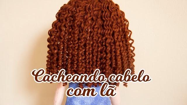 Cachear cabelo de lã para bonecas