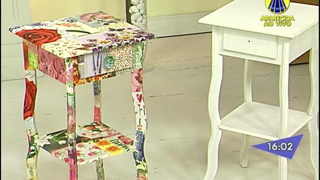 Decoupage de Mesinha por Carol Blandino