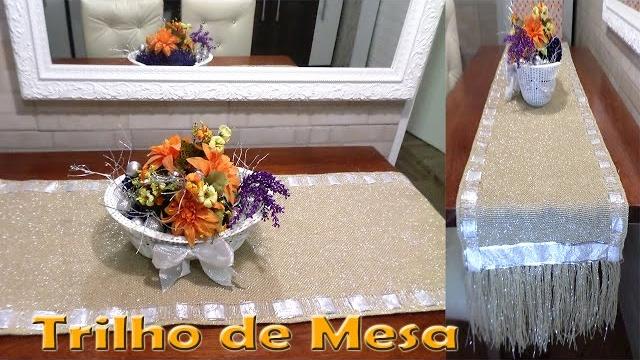 Trilho de mesa de juta para decoração de natal