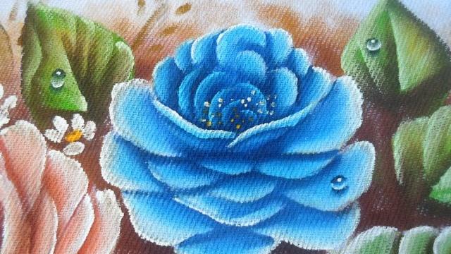 Como pintar Rosa Azul em tecido