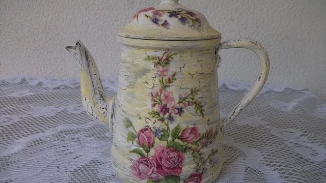DIY: Faça voçê mesma um bule vintage