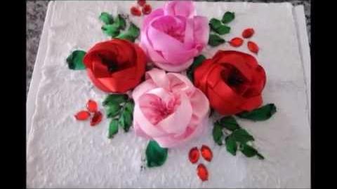 PORTA TRECO DECORADA COM FLORES DE CETIM – PRIMEIRA PARTE