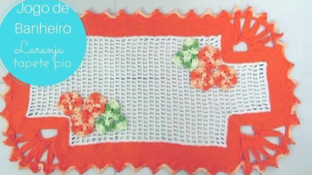 JOGO DE BANHEIRO LARANJA/ TAPETE PIA