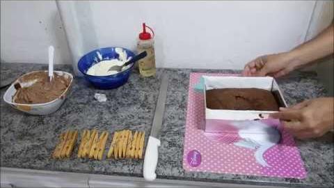 Como Cortar, Rechear e Prensar Bolo para Decorar