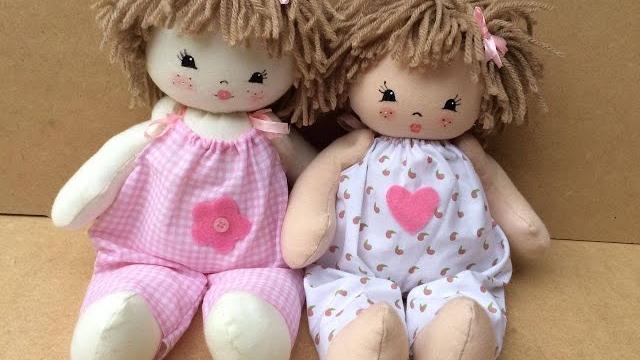 BONEQUINHA NINA 30cm