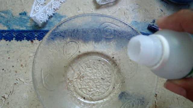 Pintando guipir para aplicação em fraldas