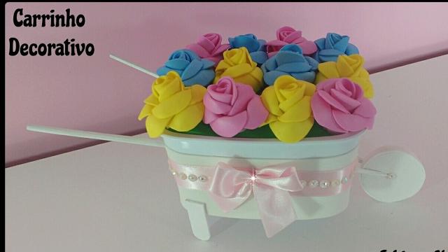 Diy – Carrinho De Mão com Rosas Estilo Provençal / Feito com Pote de Margarina e EVA