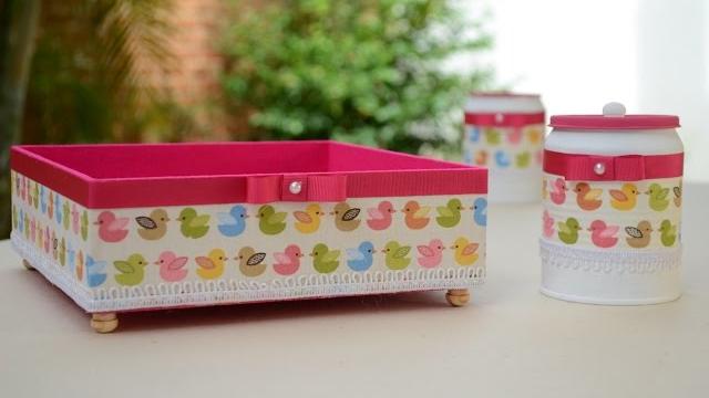 Caixa de MDF DECORADA com TECIDO e FITAS [ Kit Higiene Bebê ]