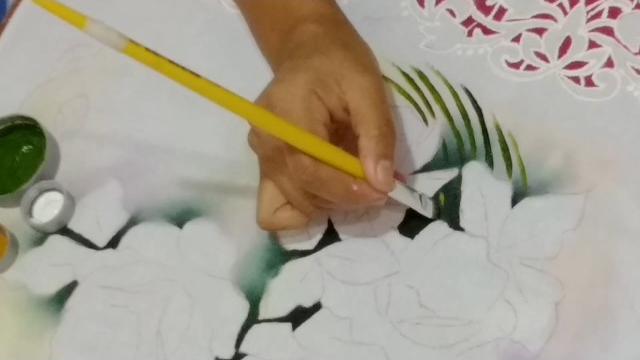 Rosas Carmim e Rosas em tons de Lilás:Parte1