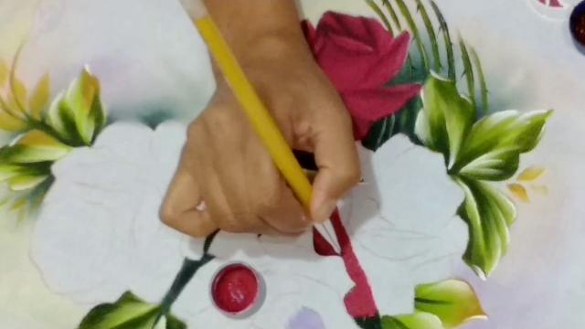 ROSAS CARMIM E ROSAS EM TONS DE LILÁS:PARTE 2