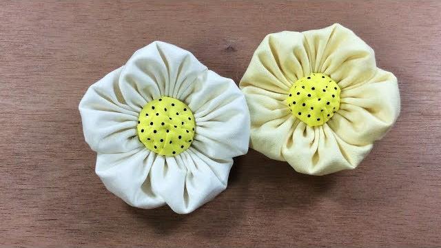 Como fazer FLOR de FUXICO – FLOR de TECIDO – Passo a Passo