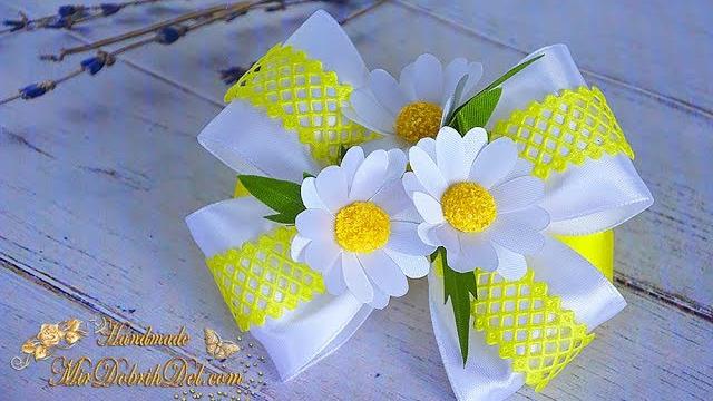 Laço Kanzashi com margaridas