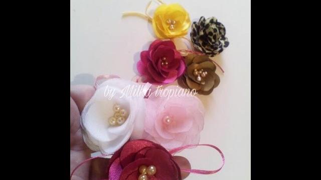 Flores de cetim por Amilca Tropiano