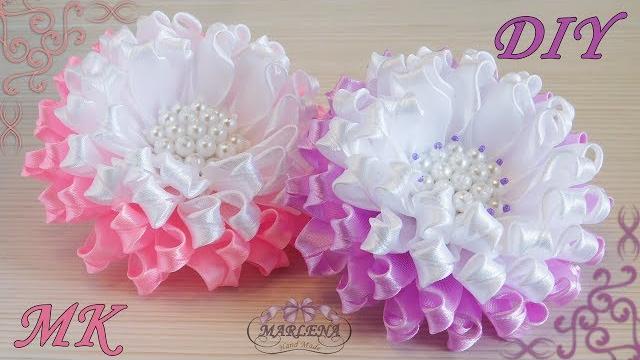 Kanzashi flores de uma fita estreita