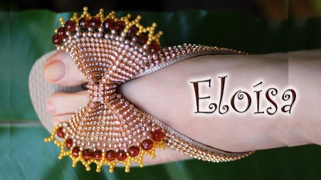 Chinelo decorado: Laço de manta de strass, cristais e pérolas