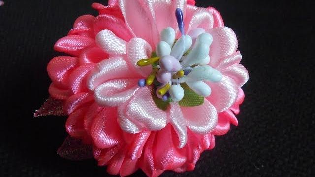 Flor de fita de luxo