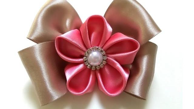 COMO FAZER LAÇO COM FLORES