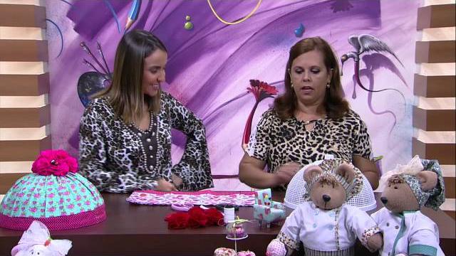 Cobre bolo em tecido e feltro – Jully Malzoni PT1