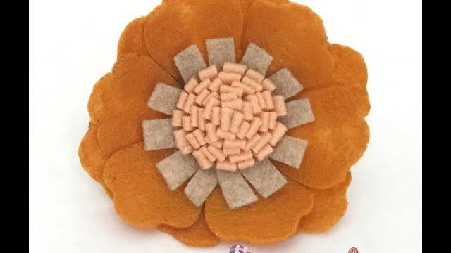 Flor de Feltro com miolo
