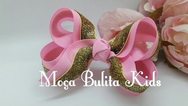 Laço rosa e dourado por Janaína Gonçalves