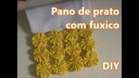 Pano de prato com fuxico