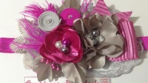 Tiara pequeña con flores y detalles