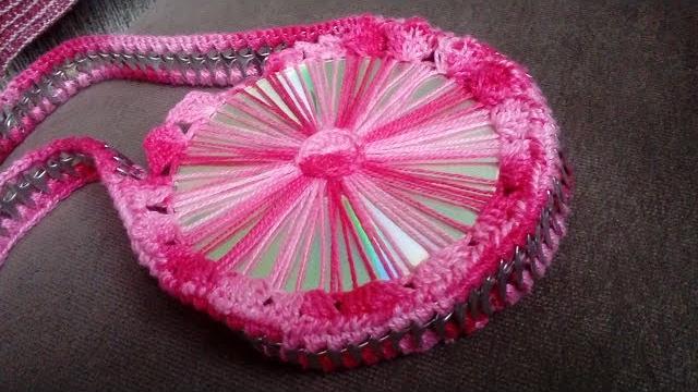 DIY – RECICLAGEM – BOLSINHA DE CD E LACRE DE LATINHA