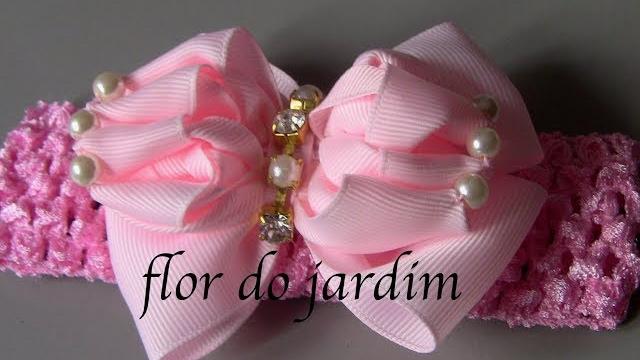 Laço de fita de gorgurão com pérolas – Ribbon Bow
