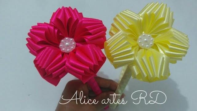 Tiara de flor ELEGÂNCIA de fita de cetim