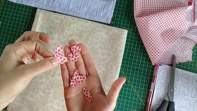 Aprenda um passo a passo super fácil para fazer nomes em patch aplique