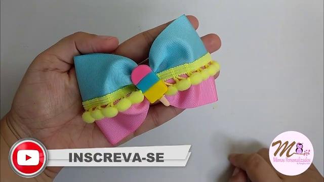 Laço com pompom
