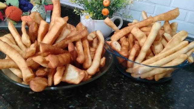PÃOZINHO FRITO: POR GALEGA BARREROS