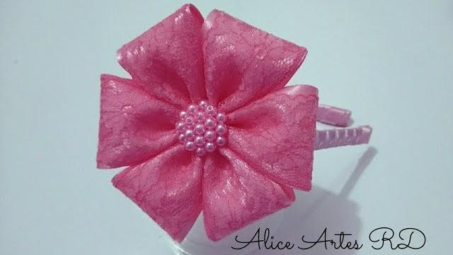 Flor de Fita e Renda