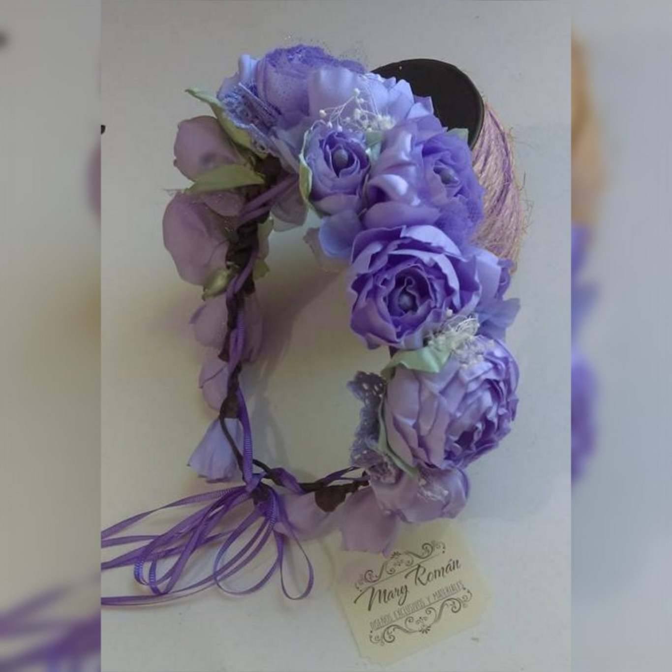 HALO DE FLORES, FLOR DE LISTON PEONIAS POR MARY ROMAN