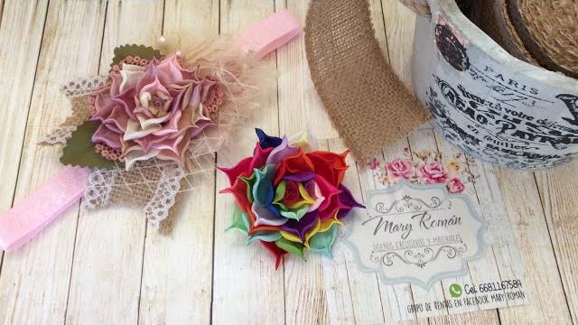 Flor Kanzashi por Mary Román