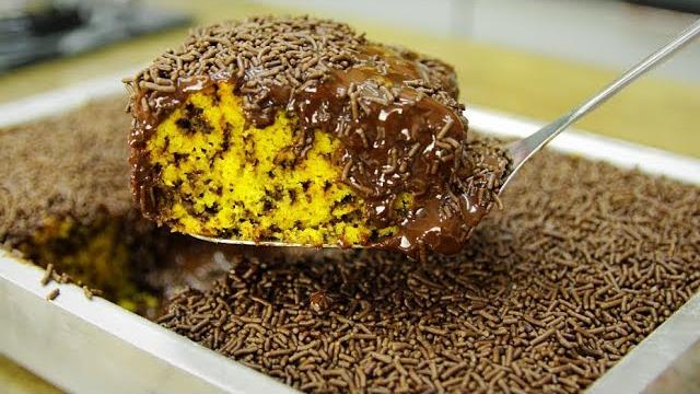 BOLO FORMIGUEIRO DE CENOURA SUPER FÁCIL