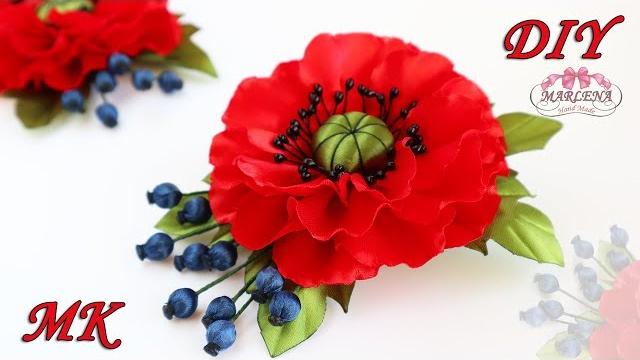 Flor de papoula com fitas de cetim