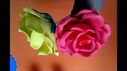 Como fazer rosas de E.V.A com litro pet 2 litros (frisador caseiro)