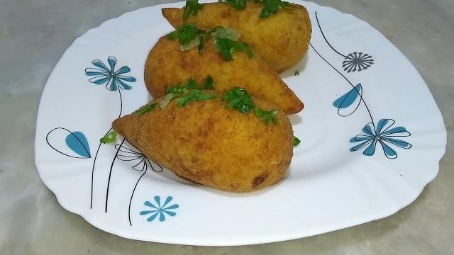 Como Fazer Coxinha de Bacalhau com Requeijão – Massa de Batata sem Trigo