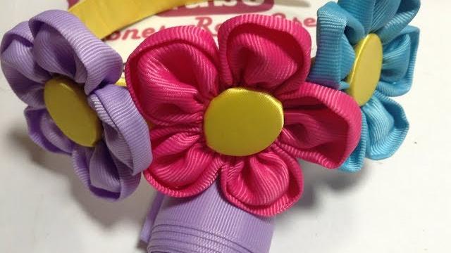 Como hacer una Flor sencilla de listón