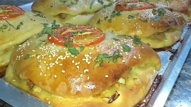 COMO FAZER SALGADO COSTELA COM QUEIJO MASSA DE AIPIM