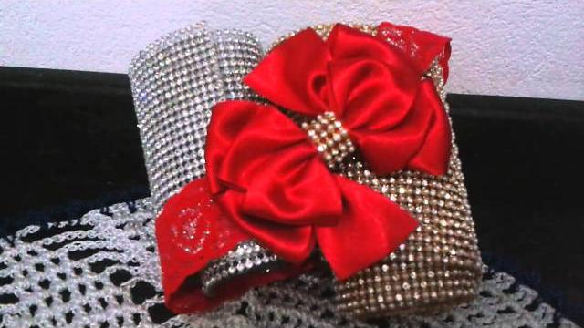 Faixa de renda com laço boutique em cetim