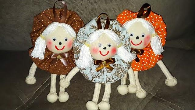 Boneca de Fuxico Para Chaveiro