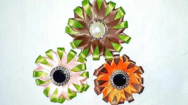 Flor de Fita de Cetim