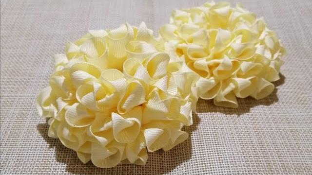 Flores repicadas Modelo Kanzashi